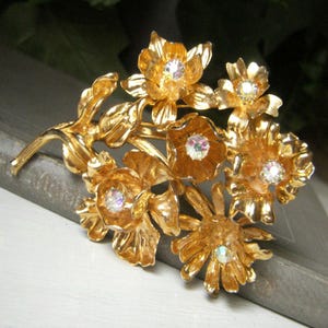 Vintage Brooch Large Austrian Crystals - Etsy