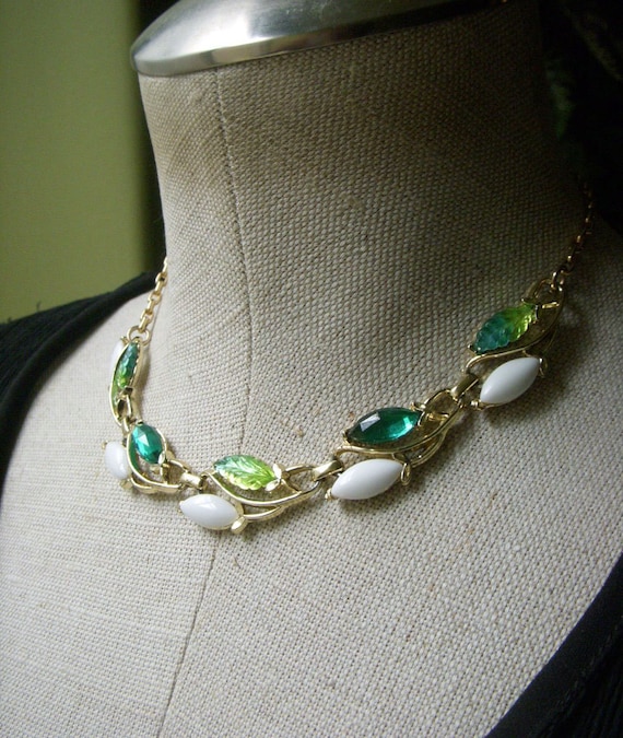 Vintage Green and White Leaf Necklace, Rhinestone… - image 1