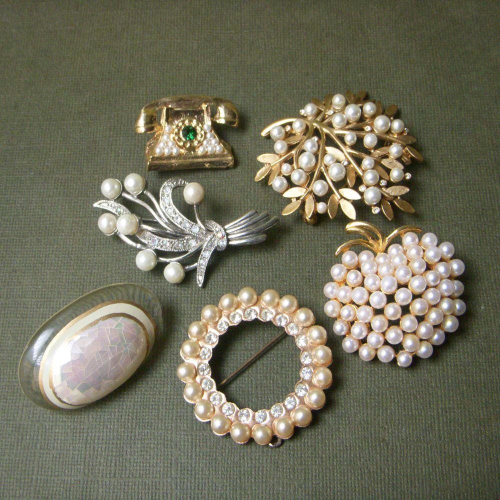 Vintage Brooches - Etsy