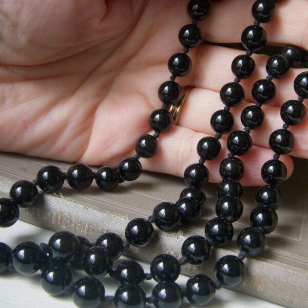 Vintage Hand-Knotted Black Onyx Necklace, Endless Gemstone, 32 Inches Long, Smooth Round 8mm Beads, Excellent Quality and Luster