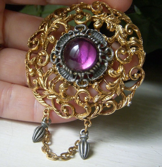 arthur pepper brooch