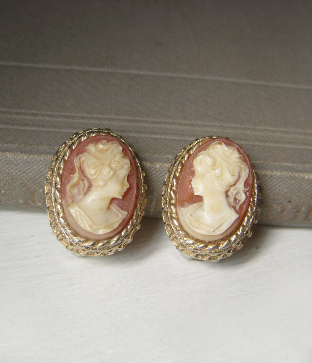 Vintage Cameo Earrings, Lady Cameo Clip on Earrings, Left Right Facing