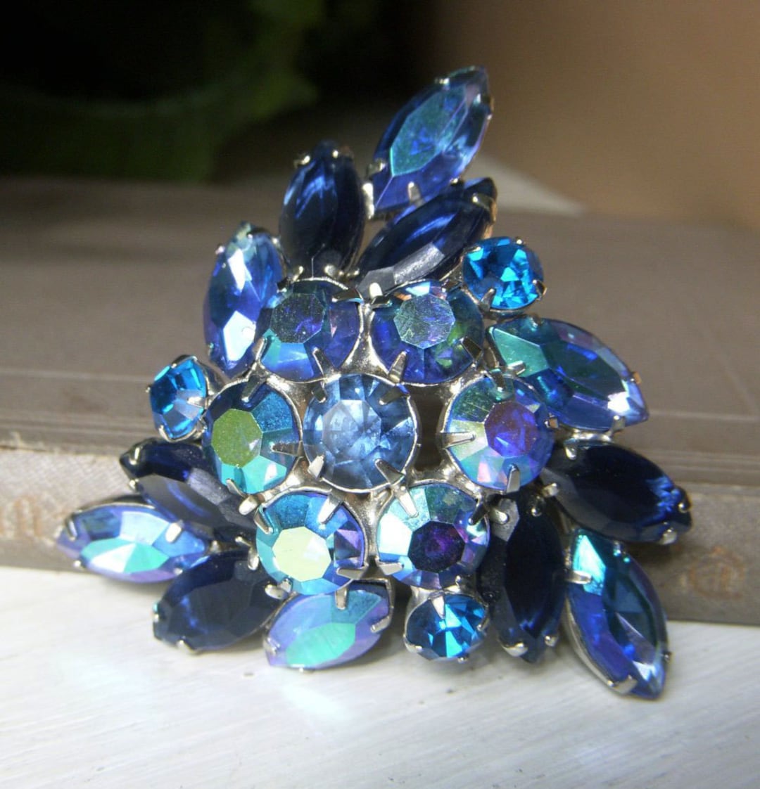 Vintage Juliana Blue AB Triangle Brooch, Juliana Delizza and