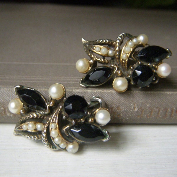 Vintage Florenza Rhinestone Earrings, Clip-on Black with Faux Pearl Accents, Mid Century Signed Florenza