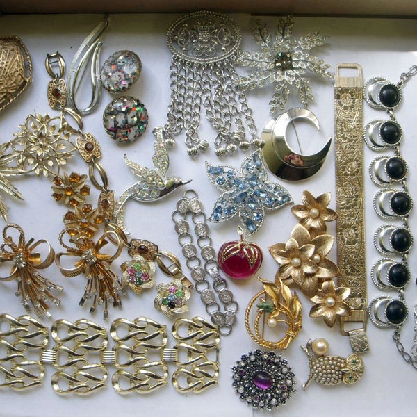 Vintage Large Lot of All Sarah Coventry Jewelry, More Just Added, 30 Pieces, All Wearable, Resale Dealer's Lot