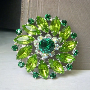 Brooch 1950s Emerald - Etsy