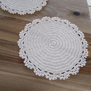 Beige gehäkelte Tischsets 6er Set, runde Tischsets, Tischset, Essmatten, Magd, Dinning Ladegerät, Herbst Wohndekor, Bauernhaus Dekor