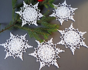 クリスマスオーナメント、手編みの雪の結晶オーナメント、クリスマスツリーの装飾（5個セット）