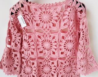 Blusa de crochet para mujer, top de verano de algodón, moda bohemia hecha a mano.