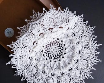 Doily Crochet, Handmade Textured Wedding Centrepiece, Farmhouse Table Decor