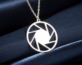 Geometric Photographer Pendant, Silver Minimalist Camera Shutter Jewelry