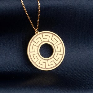 Sterling Silver Greek Labyrinth Necklace: Ancient Patterned Jewelry