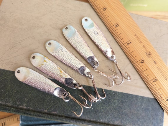 5 Silver Fishing Lures, Textured Silver Spoons -  Canada