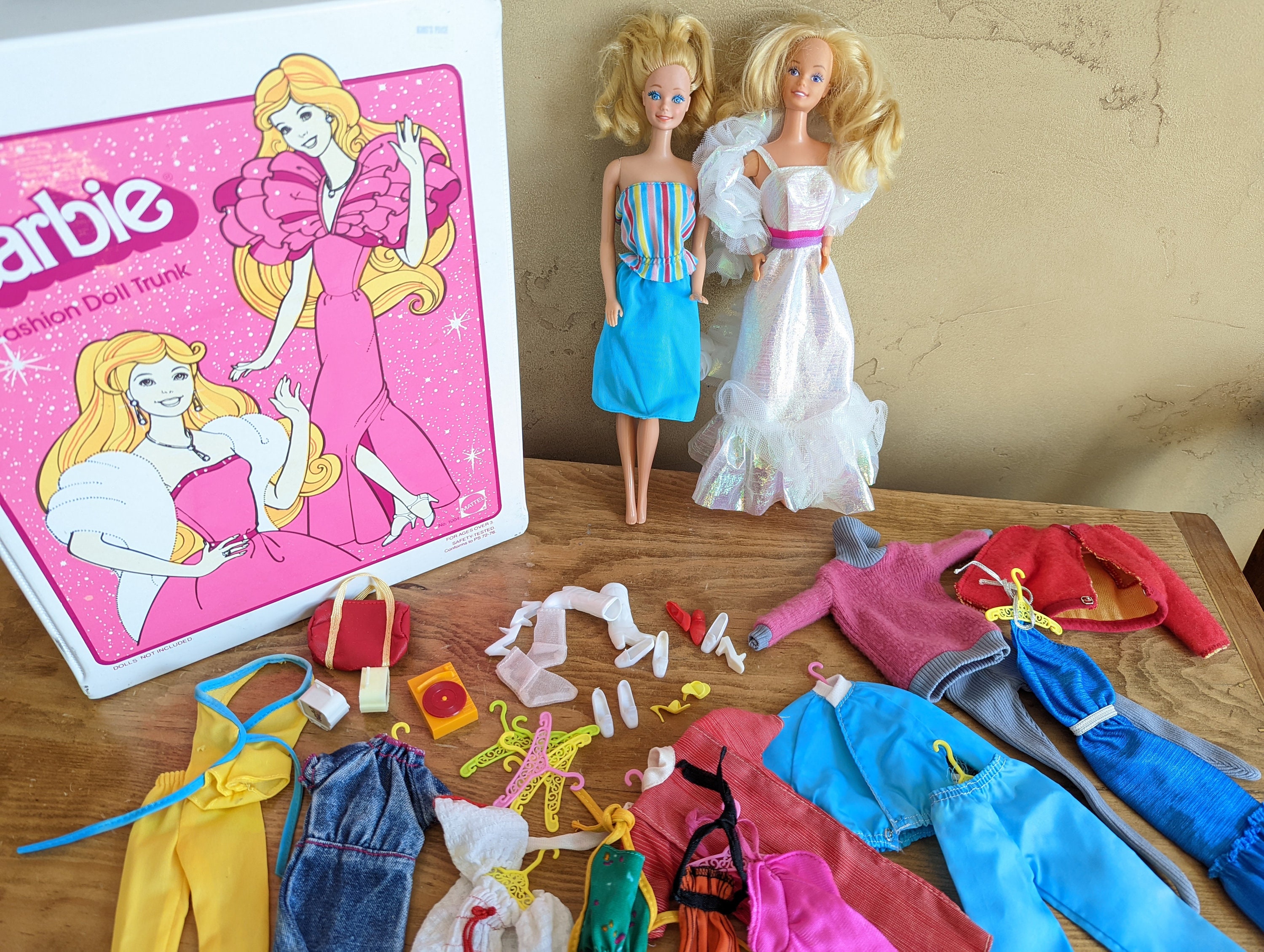 Ombord binde Droop 80s Barbie Collection Barbie Case Two Barbies and 10 - Etsy Norway