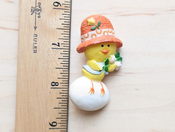 Easter Chicken on an Easter Egg, 1975, Hallmark V… - image 1