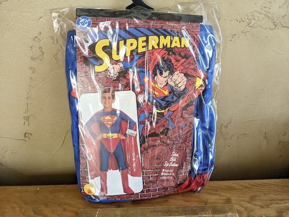 Superman Costume, 1995 Child Sized Costume: 12-14… - image 1