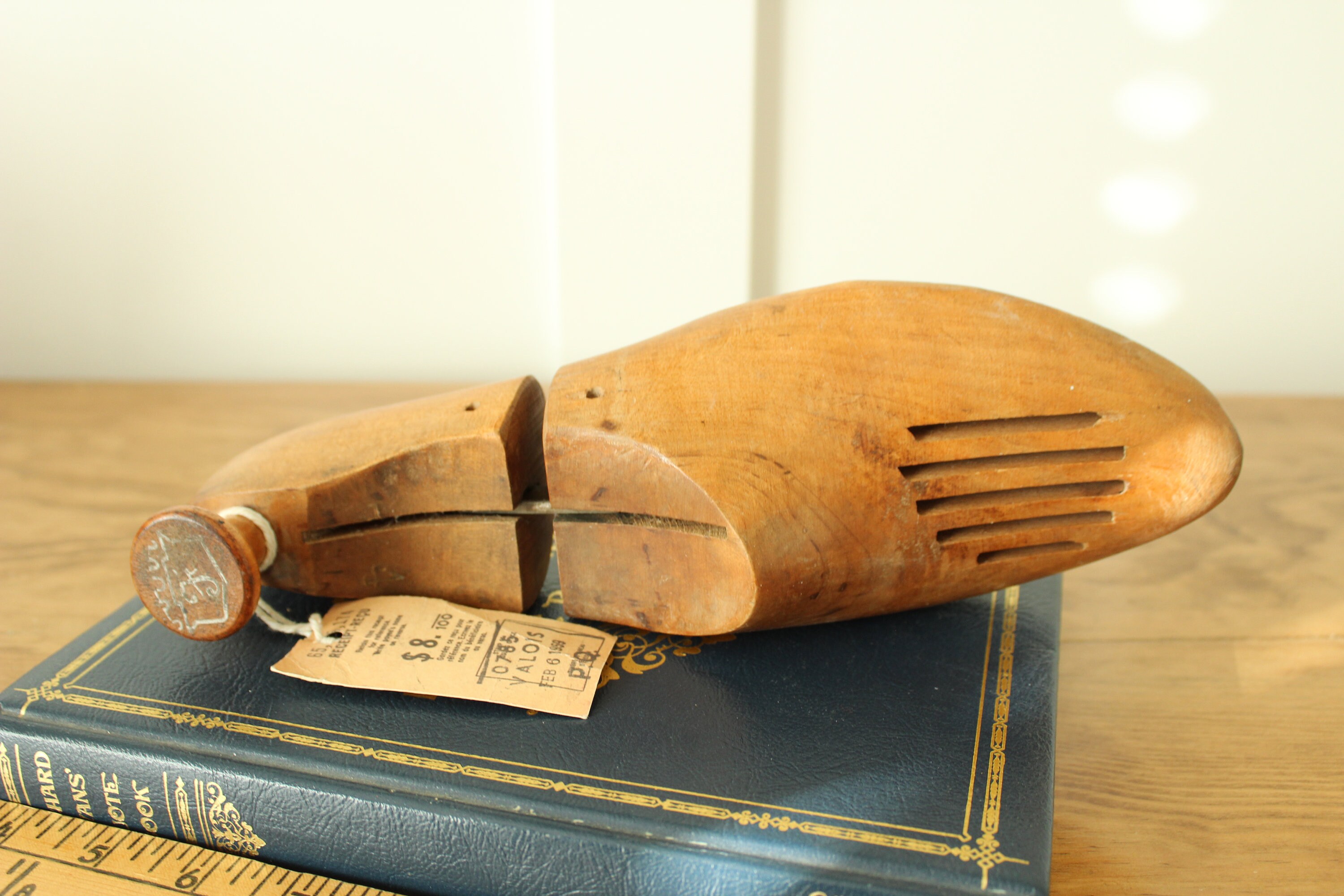 florsheim men's woodard shoe tree