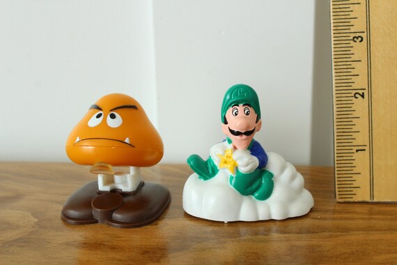 luigi mcdonalds toy