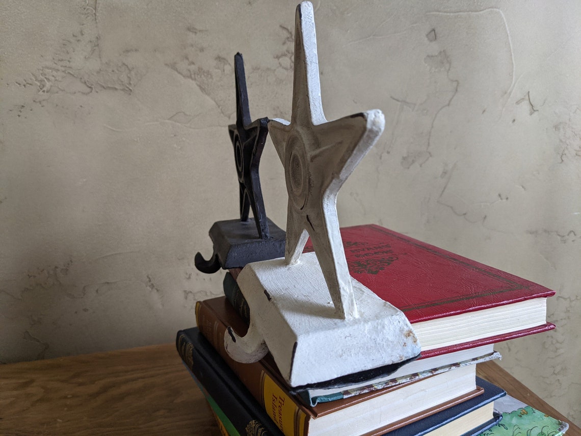 Two Star Cast Iron Stocking Holders 2lb 4oz Each 6.25 Inches Etsy