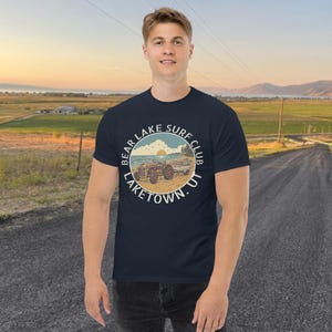 Bear Lake Surf Club T-shirt | Retro Laketown Utah Graphic T-shirt | Vintage Souvenir | Utah Sommar