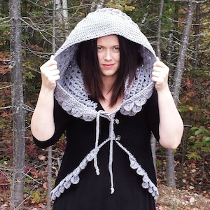 Dragon Scale Armour Armor Vest Crochet Pattern Crocodile Stitch PDF download Alligator Scales Top Circular Hood hooded Fantasy Fall Women