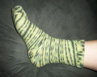 Crochet Socks Pattern PDF Instant Download Beginner Easy Toe Up Sock Yarn Worked in the Round Cozy Comfortable Heel Tube Socks Gift
