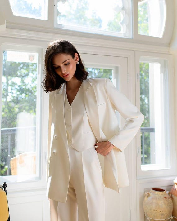 pantsuit dress Pant Suits to Wear to a Wedding | Wedding Jumpsuits 3-piece Pantsuit For Women, Modern