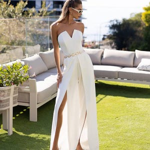 Elegant White Wedding Jumpsuit for Bride | Strapless Bridal Suit | Minimalist Civil Wedding Outfit | Elopement Dress Alternative image 4