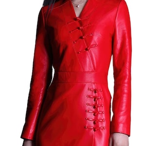Langer Mantel aus rotem Leder für Damen