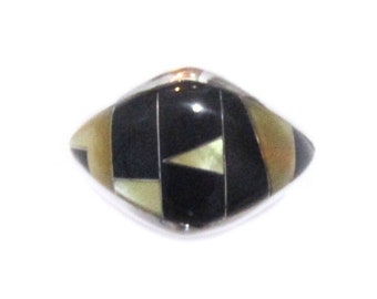 ONYX MOTHER of PEARL STERLiNG RiNG Vintage Sterling Silver Yellow Mother of Pearl Onyx Gemstone Ring 7 3/4