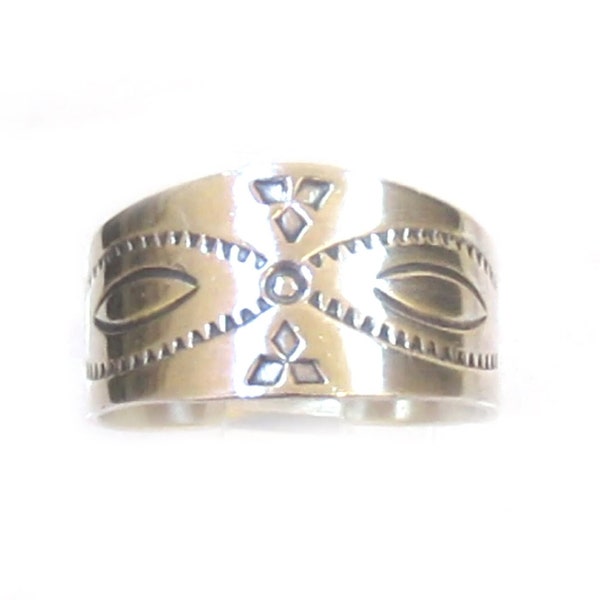 TONY GARCIA  NAVAJO RiNG Vintage Sterling Silver Native American Navajo Tony Garcia Ring Size 9