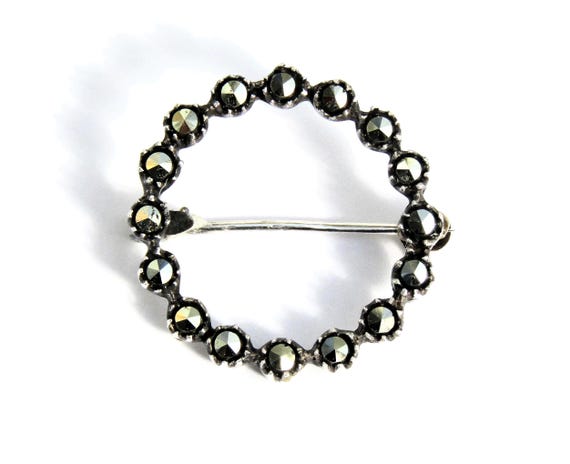 Vintage Sterling Silver Marcasite Circle Brooch 1"