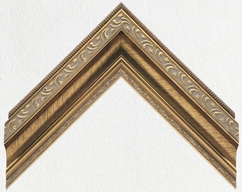 Marco adornado dorado