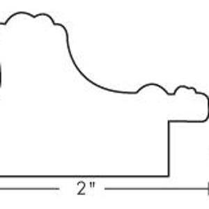 Puede incluir: Un marco de imagen simple y adornado con un perfil de 3,5 cm de ancho y 1,2 cm de profundidad. El marco tiene 5 cm de ancho.