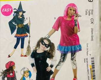 NUEVO Patrón de costura para disfraz de McCall's M6419 para niñas, bruja, estrella del pop, pirata, pitufo, disfraz de Halloween, hora de jugar, espectáculo de talentos, niños pequeños de 3 a 6 años