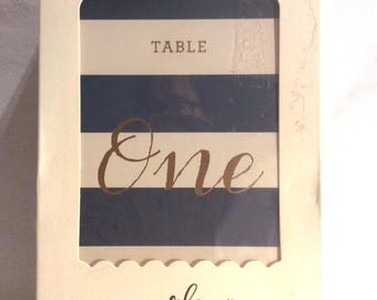 Nuevos 24 números de mesa para fiestas, tarjetas de lugar, tarjetas plegables en azul marino y blanco, para baby shower, baby shower, planificador de bodas, arreglos de mesa con estilo náutico.