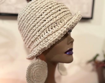 Soft Brimmed Crochet Hat and Crochet Earrings SET in Vanilla Cream, Crochet Hat, Winter Fashion, Ribbed Crochet Hat