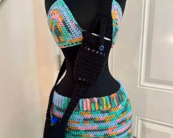 Hand Crochet Water Bottle Cross Body and Cell Phone Holder. Water Bottle Holder in BLACK. Cell phone holder