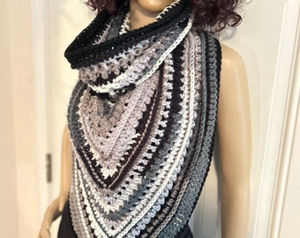 Crochet Kerchief Scarf, Cowl, Triangle Scarf Neckwarmer, Winter accessory, Triangle Cowl, Triangle Neck Warmer in Black White and Greys