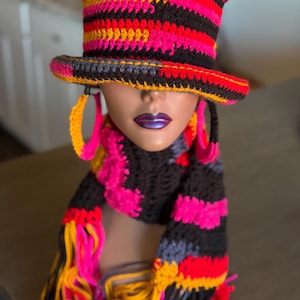 Crochet Hat Top and Necklace SET. Couture Hat and Neck Warmer. Extreme Hat. Crochet Scarf, Fashion Hat. Winter Hat. Accessories.