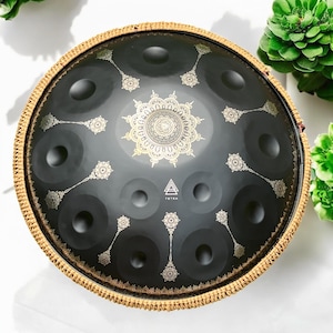 D Kurd Stainless Steel Handpan: 10/12-Note Hand-Tuned Drum - 22&quot;