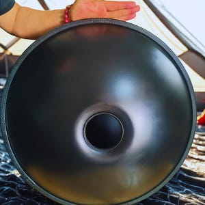 Black Yantra Handpan, D Kurd 432Hz, 10-Note Stainless Steel Drum image 4
