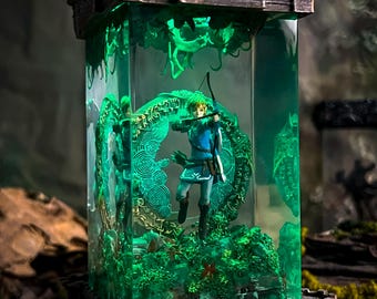 Legend of Zelda Link Epoxy Resin  Lamp, Custom Epoxy Lamp, Box Lamp, Ocean Lamp, Birthday Gift, Christmas Gift, Valentine gift