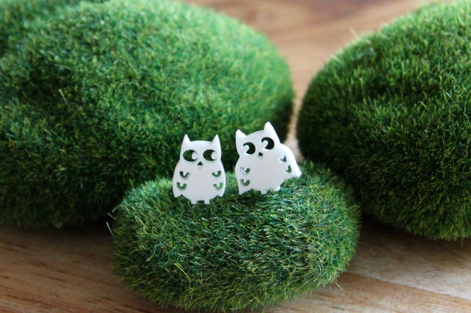 White Owl Earring Studs, Owl Earrings, quirky jewellery, mismatched earrings
