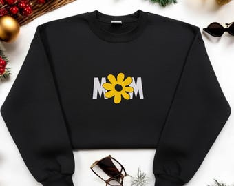 Embroidered Mom Flower Shirt, Cute Floral Mom Sweatshirt, Gifts for Mom, New Mom, Mothers Day Gift, Mama Crewneck Sweatshirt,Floral Mama Tee