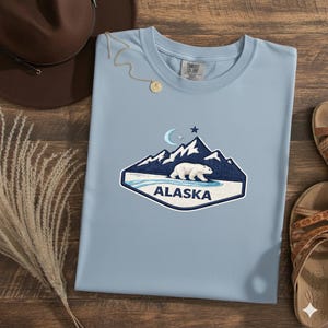 Comfort Colors Alaska Bear Embroidery Shirt – Minimal Mountain Wilderness Patch Sweatshirt