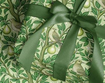 Vintage Rapphöna i ett päronträd Toile Presentpappersrulle Grönt Chinoiserie Julklappspapper Elegant Traditionellt Julpapper