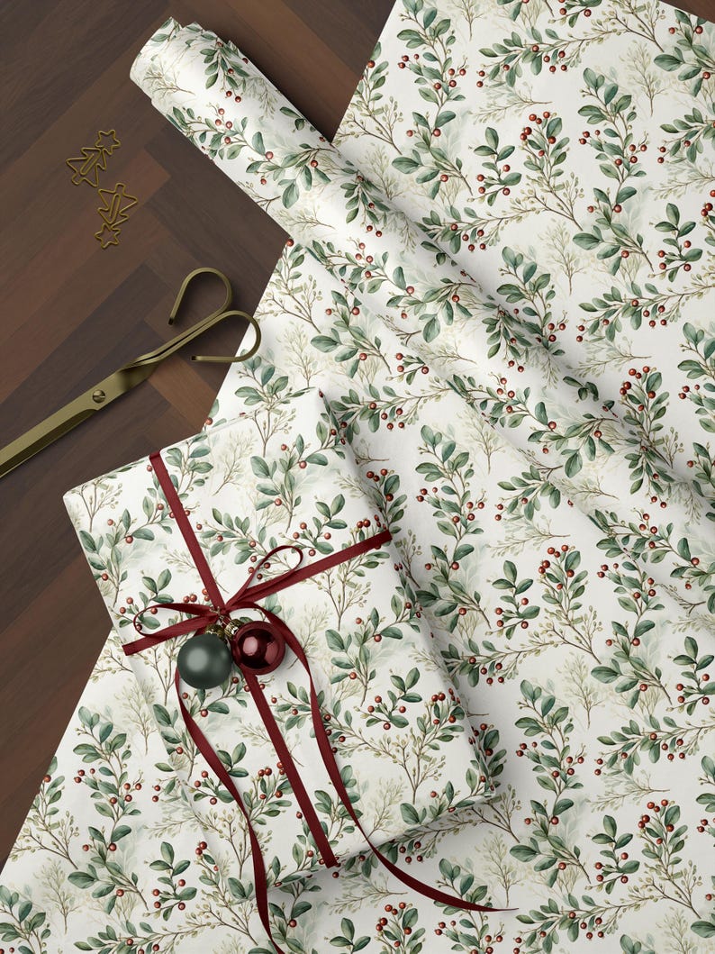 Vintage foliage gift wrap with red berries for Christmas and winter celebrations
Classic greenery wrapping paper for rustic weddings and holiday gifts