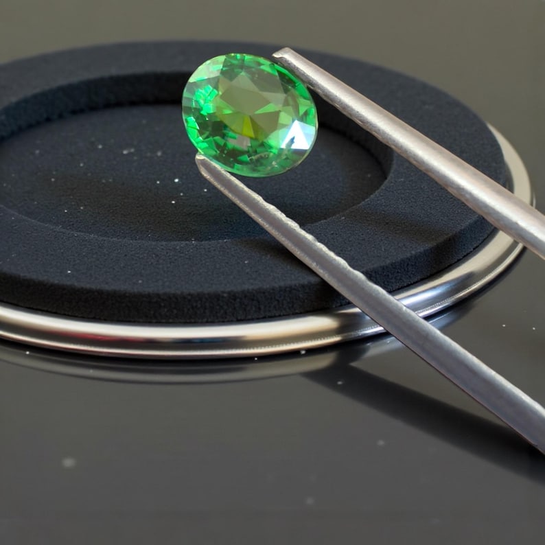 Natural Tsavorite Garnet: 1.07 CTs Vivid Green, Loose Gemstone, Jeweler and collector Gem image 8