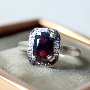 Natural Deep Red Spinel Ring: 1.90 CT, Tanzania, Sterling Silver, Topaz Halo